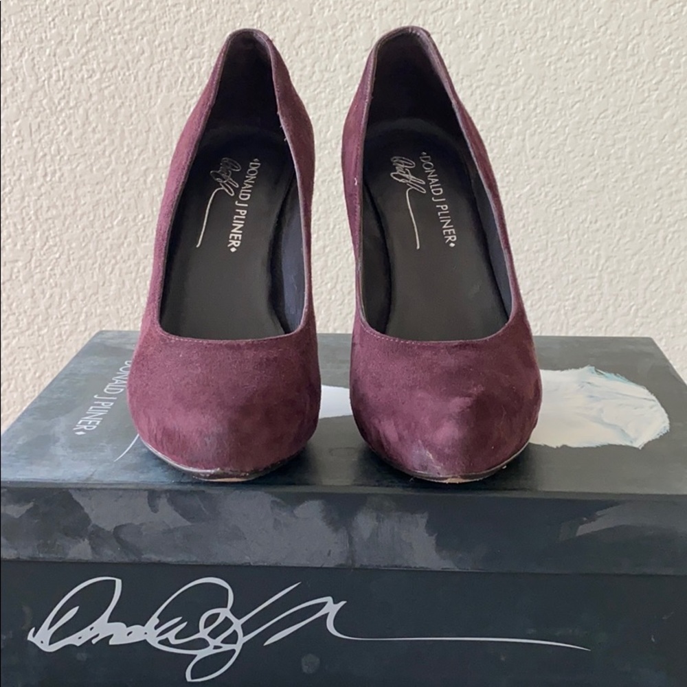 Heels - Picture 3 of 6